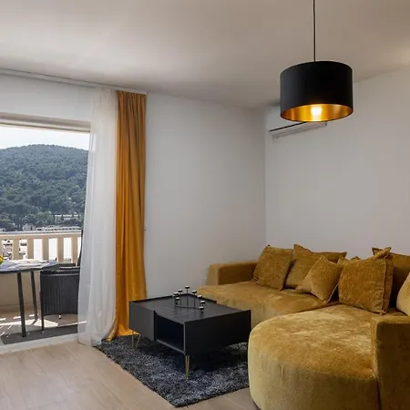 Apartments 아파트